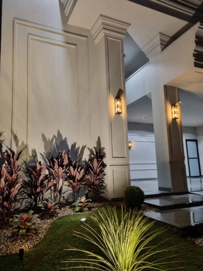 Casa à venda com 3 quartos, 212m² - Foto 5