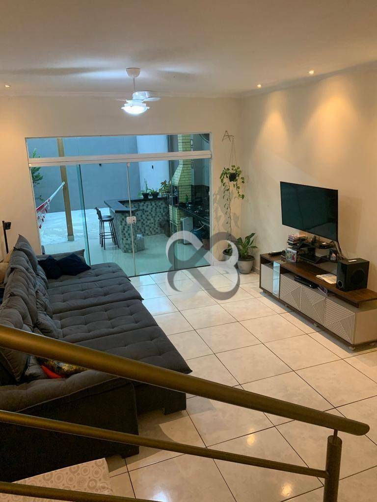 Casa à venda com 3 quartos, 190m² - Foto 4