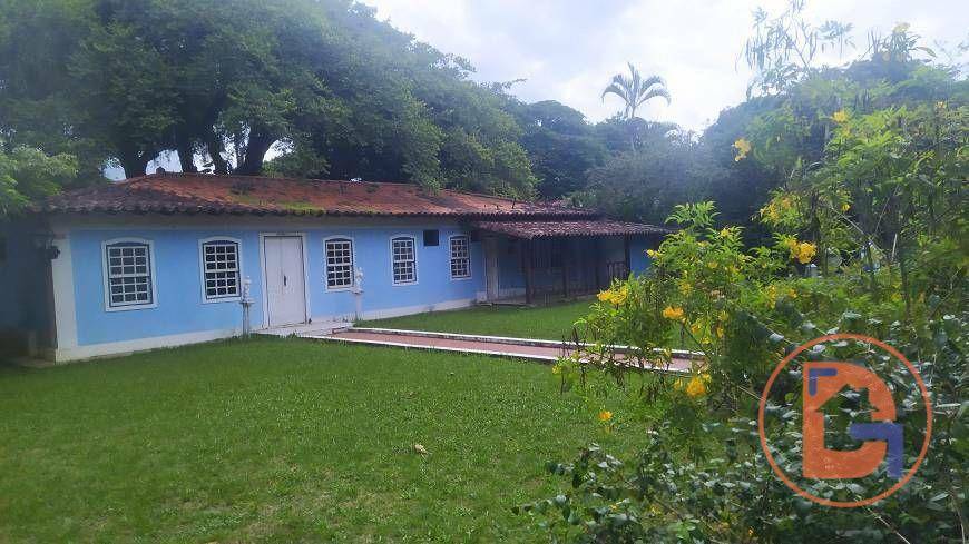 Casa para alugar com 9 quartos, 250m² - Foto 1