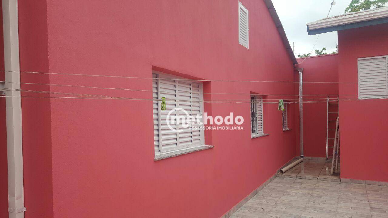 Casa à venda com 12 quartos, 181m² - Foto 2