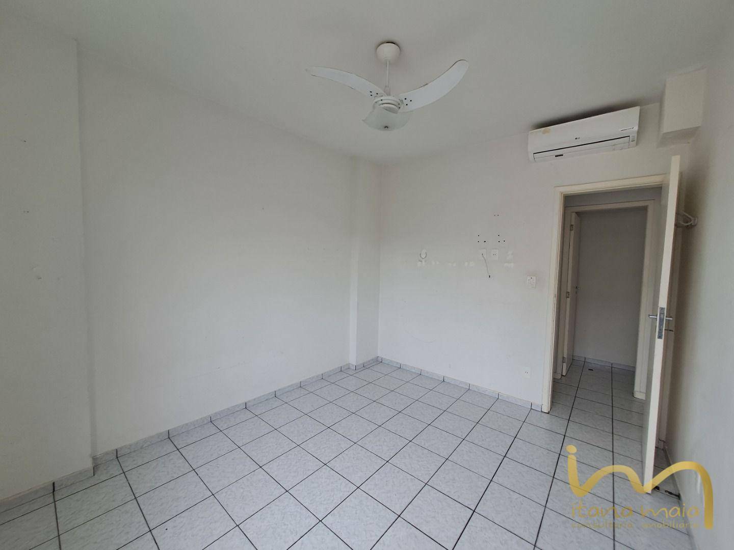 Apartamento à venda com 2 quartos, 67m² - Foto 8