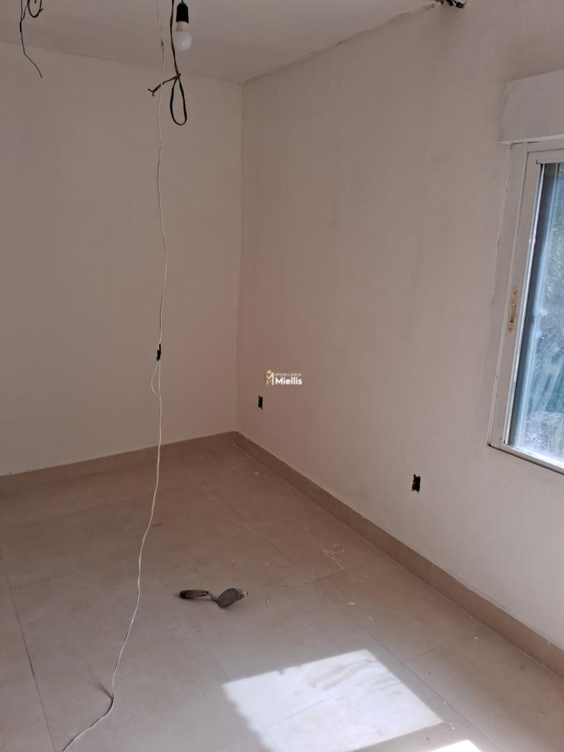 Casa à venda com 4 quartos, 180m² - Foto 6