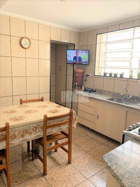 Sobrado à venda com 2 quartos, 100m² - Foto 4