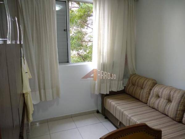 Apartamento à venda com 2 quartos, 51m² - Foto 6