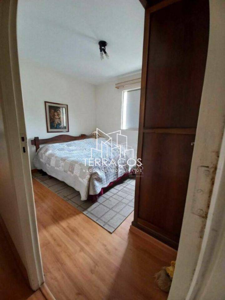 Apartamento à venda com 2 quartos, 64m² - Foto 9