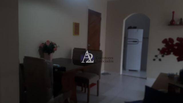 Apartamento à venda com 2 quartos, 56m² - Foto 3