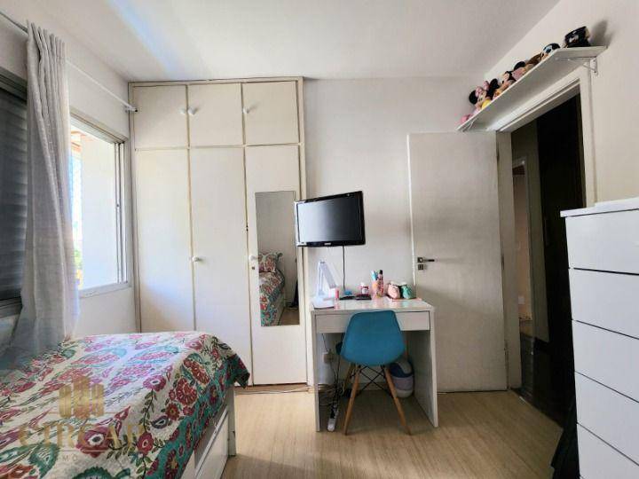 Apartamento à venda com 3 quartos, 107m² - Foto 12