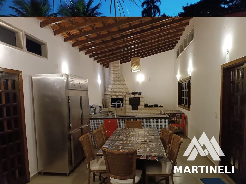 Casa à venda e aluguel com 7 quartos, 400m² - Foto 13