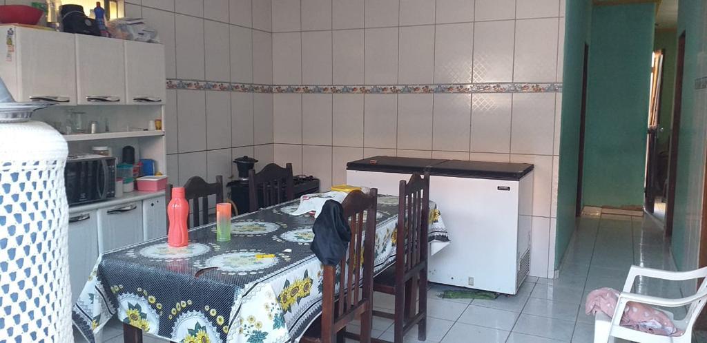 Casa à venda com 3 quartos, 200m² - Foto 7