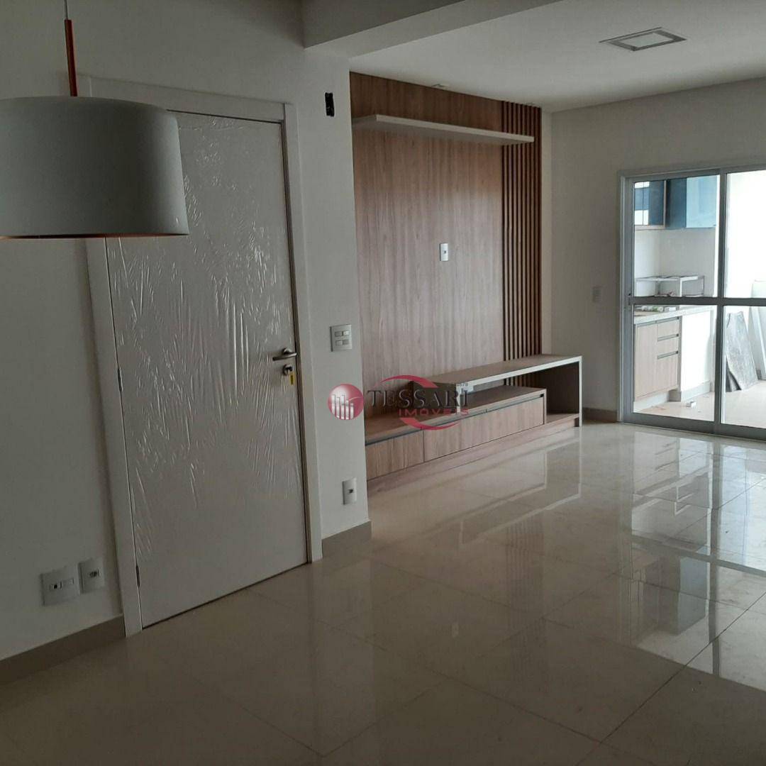 Apartamento à venda e aluguel com 3 quartos, 136m² - Foto 3