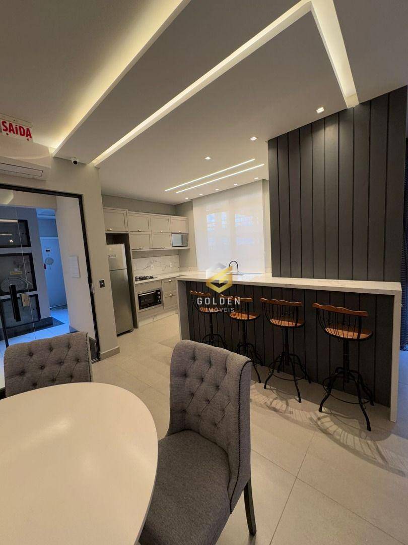Apartamento à venda com 2 quartos, 75m² - Foto 6