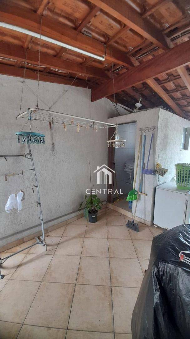 Sobrado à venda com 5 quartos, 500m² - Foto 41