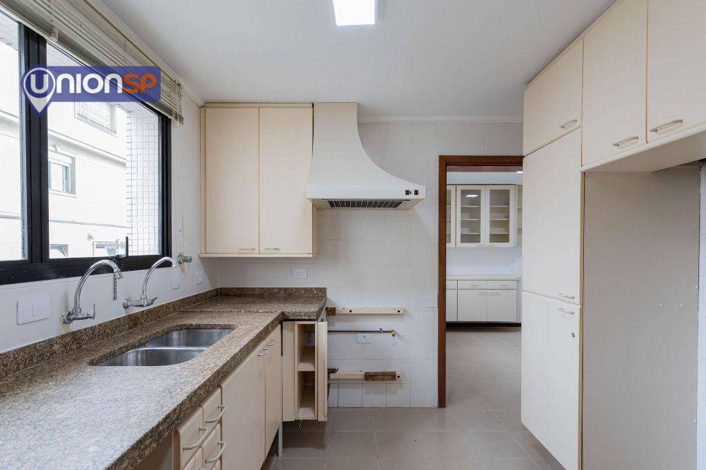 Apartamento à venda com 3 quartos, 184m² - Foto 26