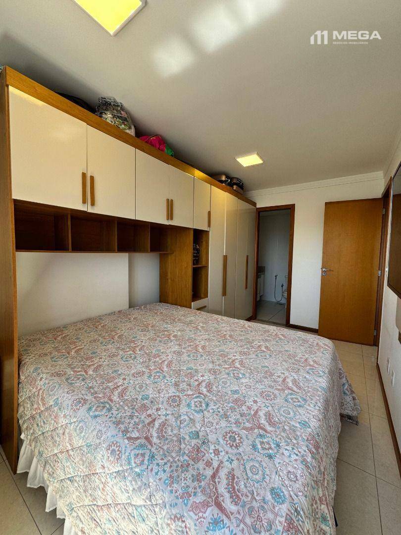 Apartamento à venda com 2 quartos, 70m² - Foto 5