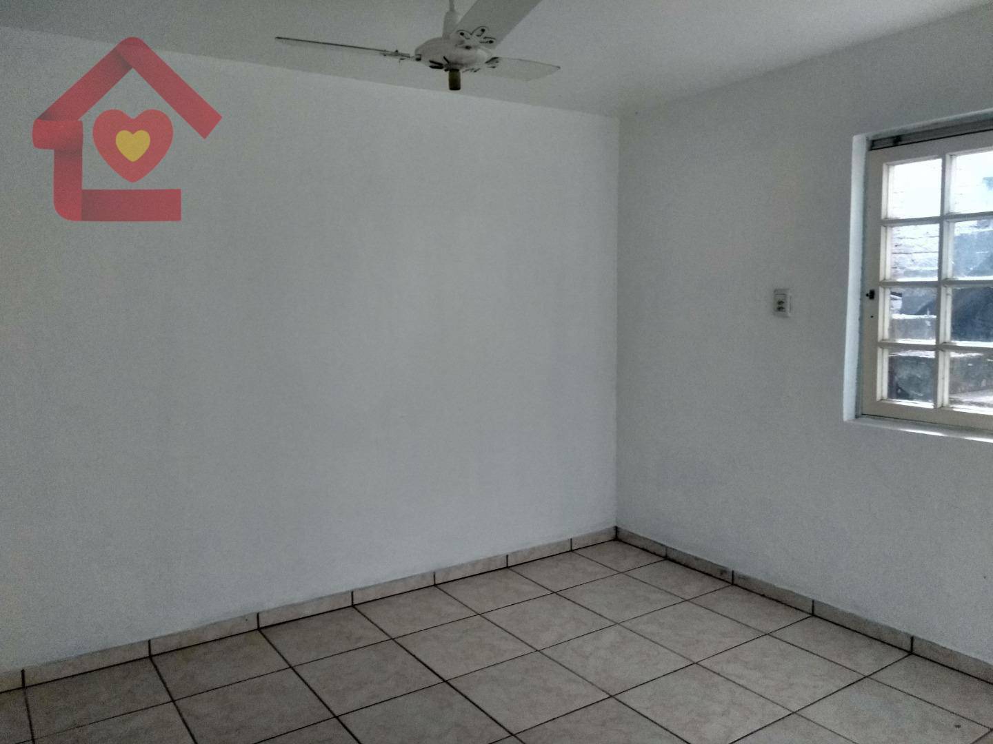 Casa para alugar com 2 quartos, 168m² - Foto 5