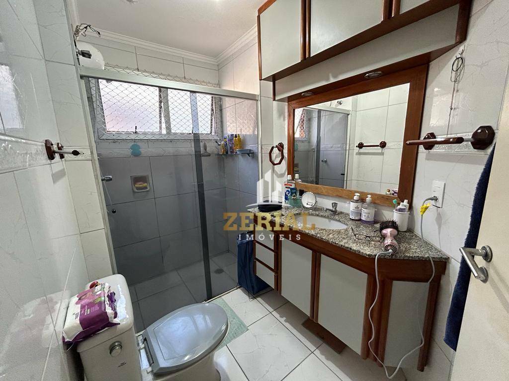 Apartamento à venda com 2 quartos, 66m² - Foto 4