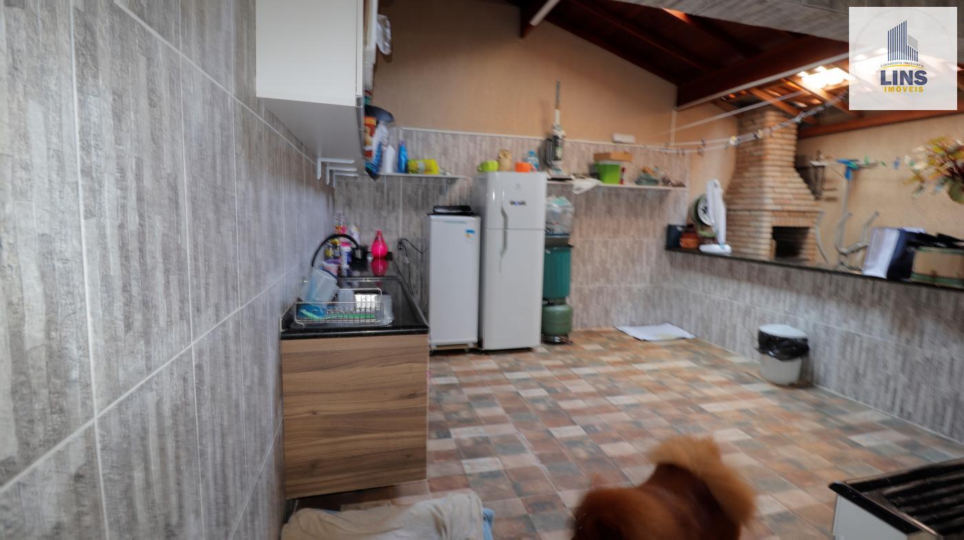 Sobrado à venda com 3 quartos, 180m² - Foto 17