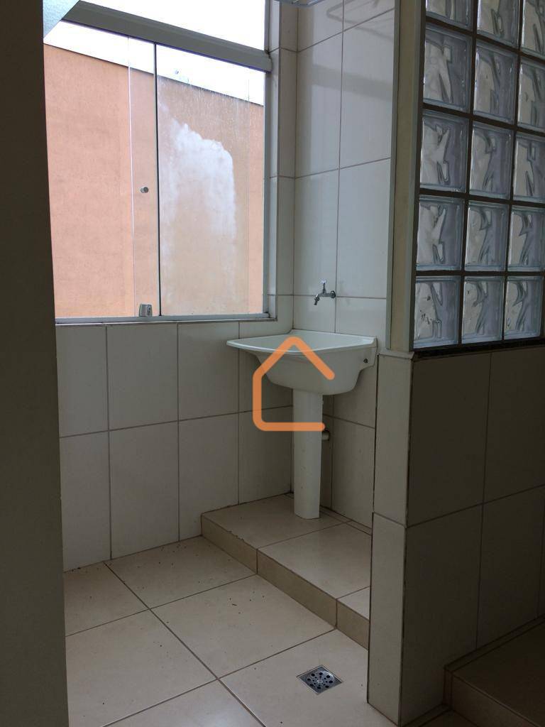 Apartamento à venda com 2 quartos, 73m² - Foto 5