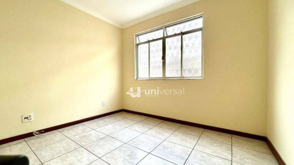 Apartamento para alugar com 3 quartos, 106m² - Foto 3