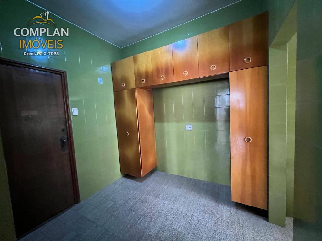 Apartamento à venda com 3 quartos, 160m² - Foto 22