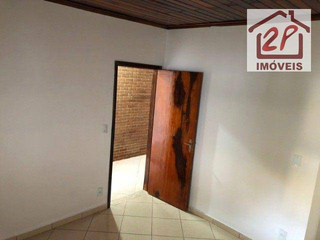 Casa à venda com 2 quartos, 124m² - Foto 3