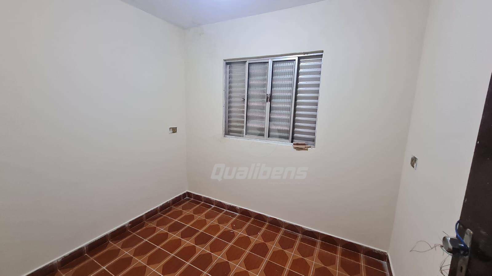 Casa à venda com 3 quartos, 180m² - Foto 5