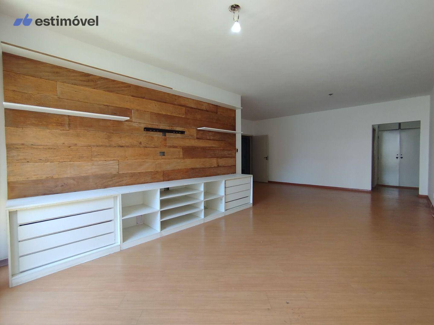 Apartamento à venda com 3 quartos, 138m² - Foto 3