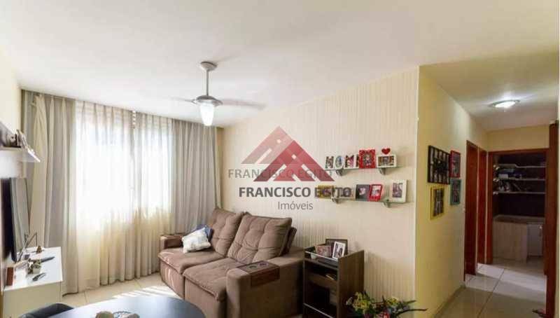 Apartamento à venda com 2 quartos, 63m² - Foto 1