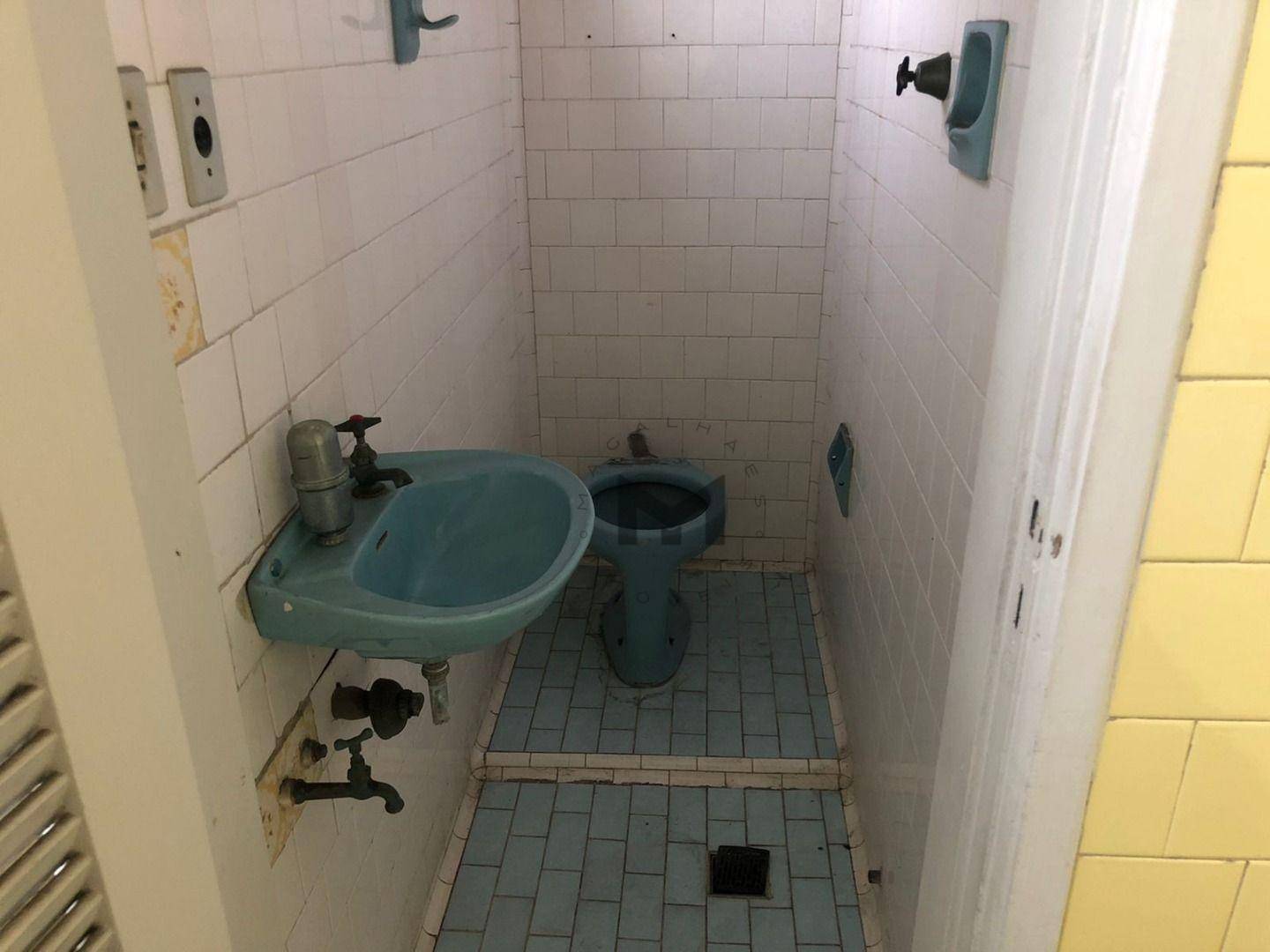 Apartamento à venda com 3 quartos, 136m² - Foto 22