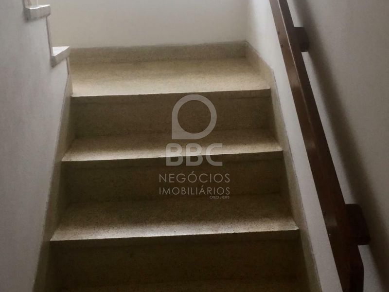 Sobrado à venda com 3 quartos, 240m² - Foto 4