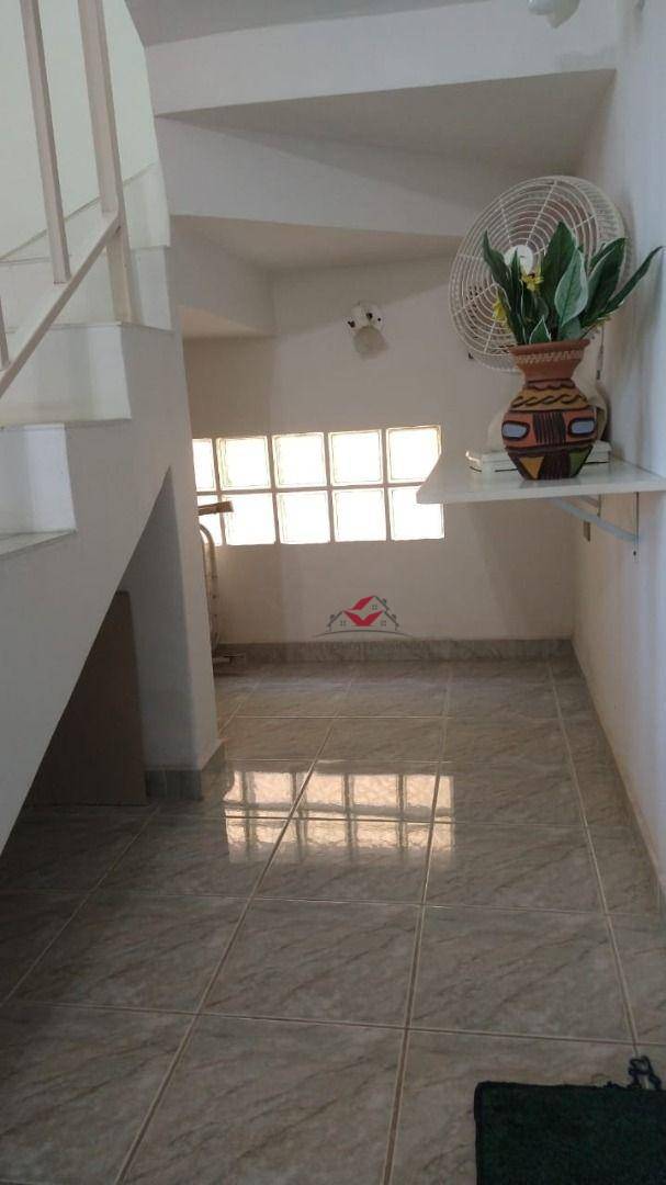 Casa de Condomínio à venda com 2 quartos, 150m² - Foto 15