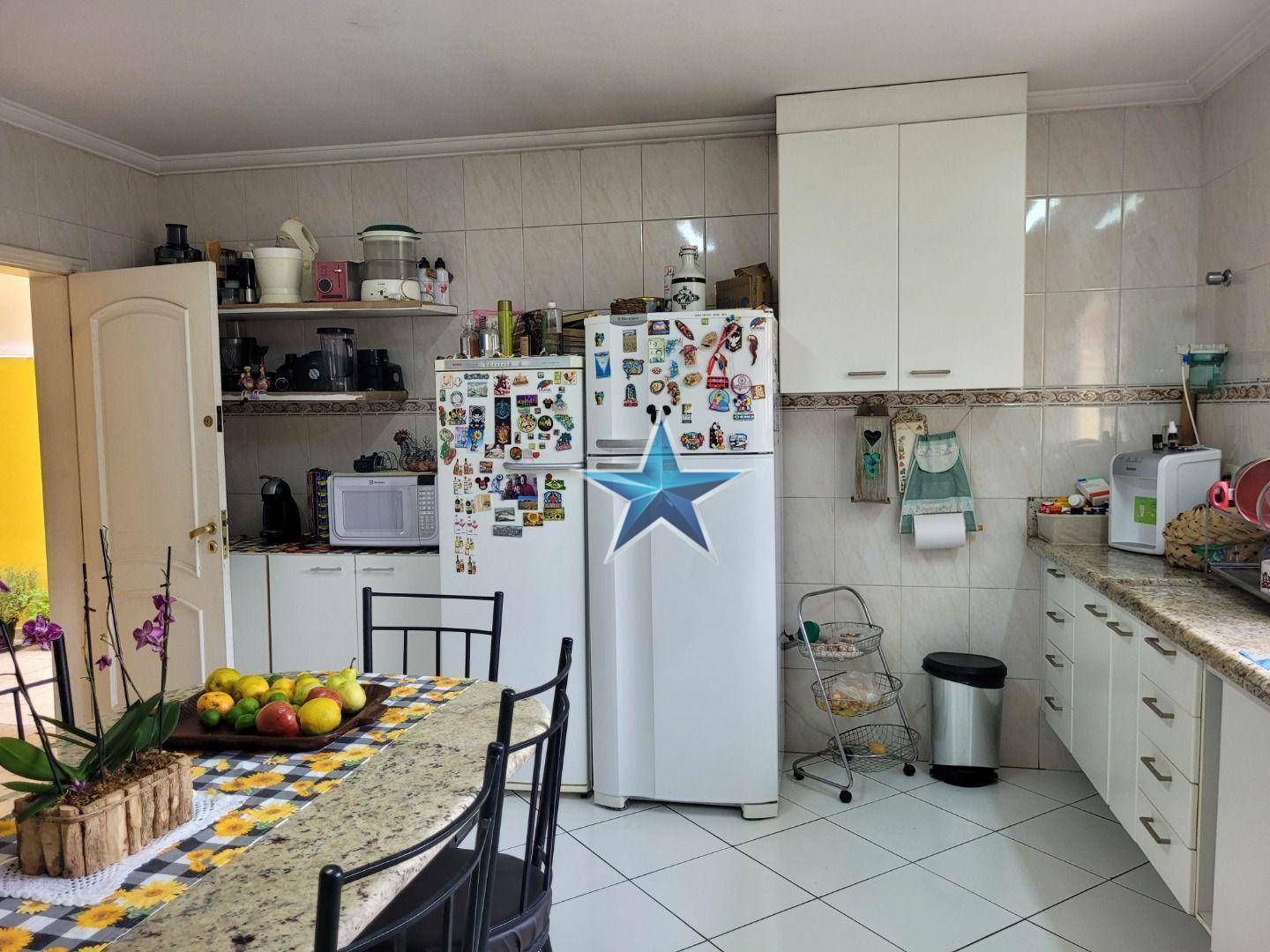 Sobrado à venda com 3 quartos, 213m² - Foto 24