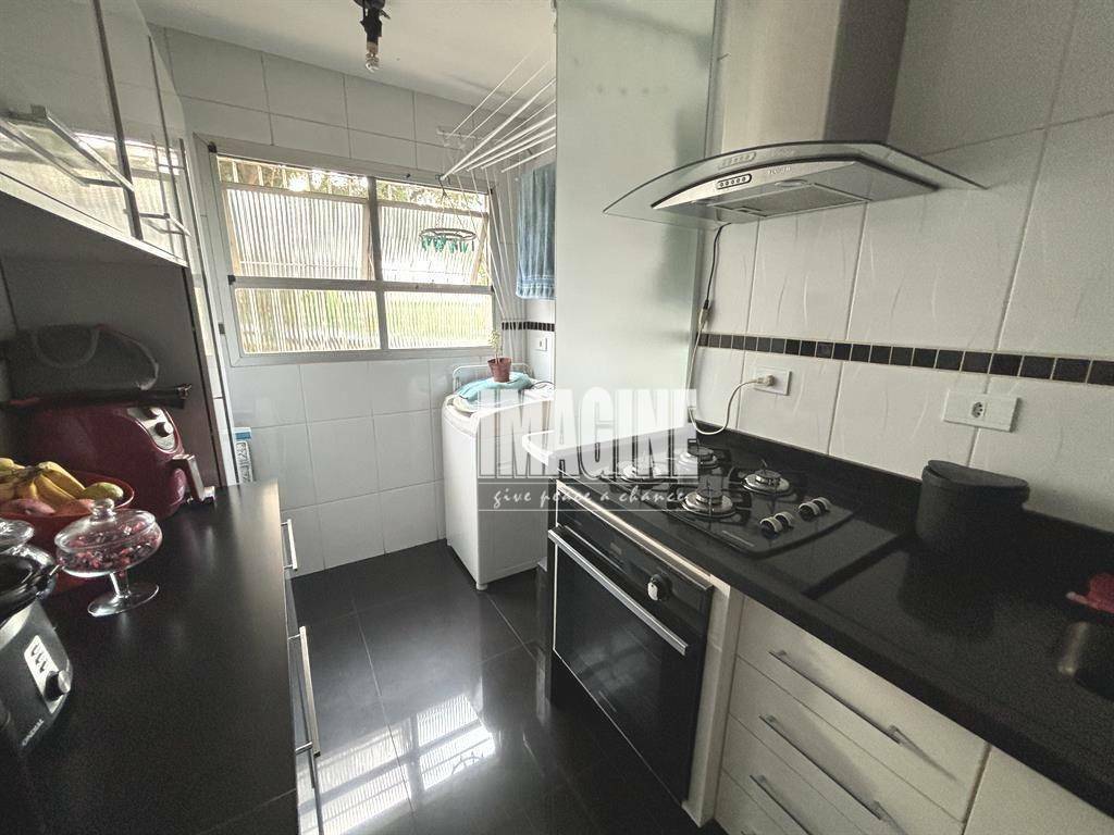 Apartamento à venda com 2 quartos, 52m² - Foto 12