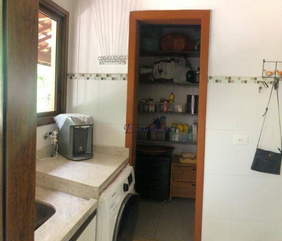 Casa de Condomínio à venda com 3 quartos, 225m² - Foto 57