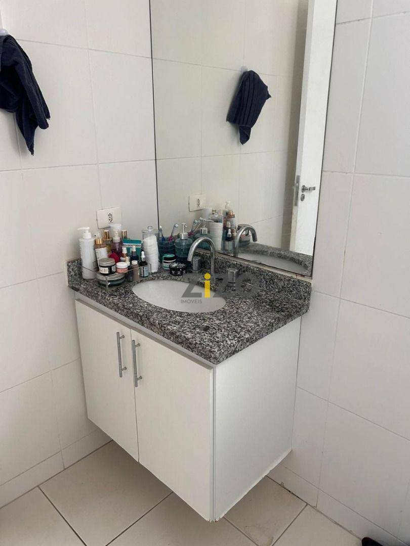 Apartamento à venda com 3 quartos, 131m² - Foto 8