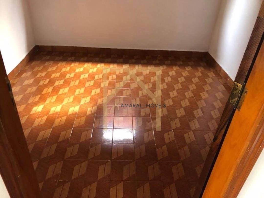 Casa à venda com 3 quartos, 150m² - Foto 7