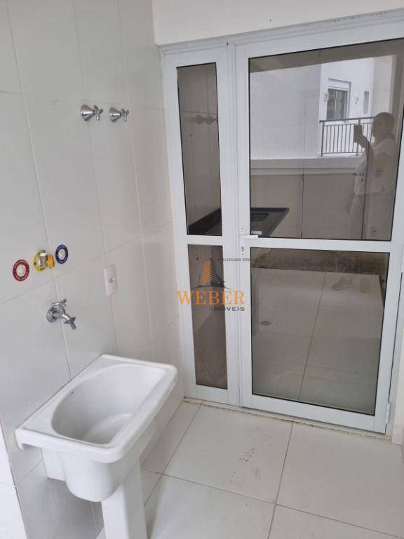 Apartamento à venda com 2 quartos, 66m² - Foto 11