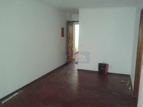 Apartamento à venda com 3 quartos, 75m² - Foto 13