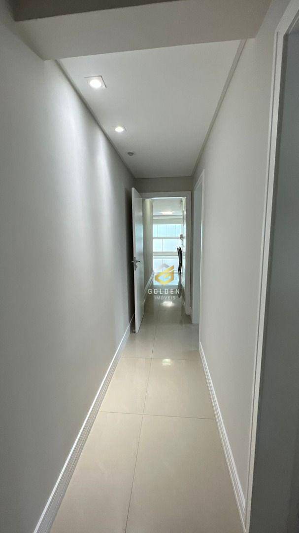 Apartamento à venda com 3 quartos, 122m² - Foto 5