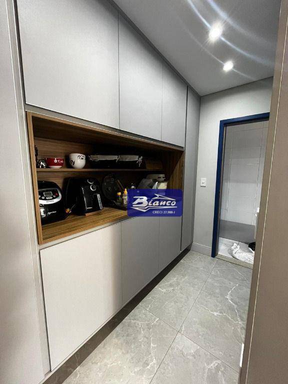 Apartamento à venda com 3 quartos, 165m² - Foto 7