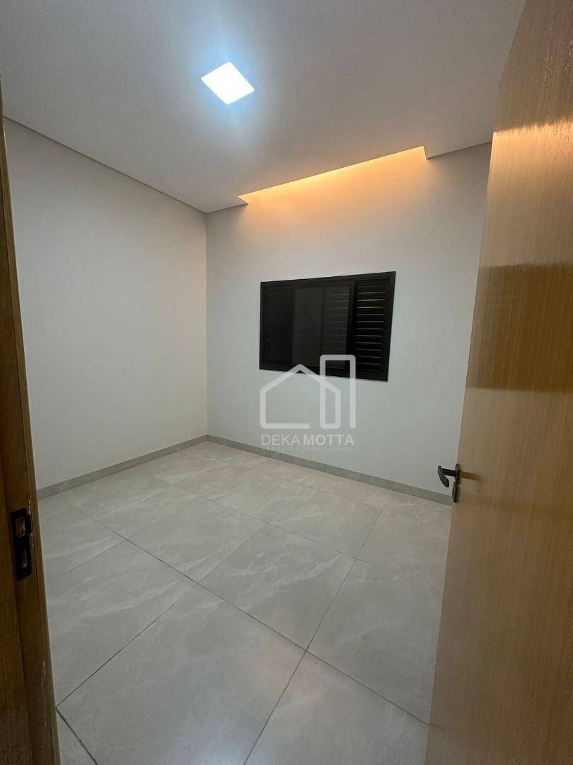 Casa à venda com 3 quartos, 142m² - Foto 8