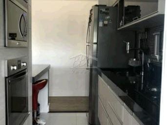 Apartamento à venda com 2 quartos, 70m² - Foto 10