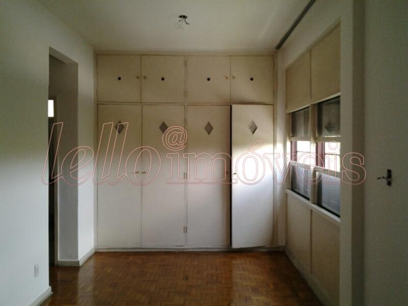 Apartamento para alugar com 3 quartos, 140m² - Foto 2