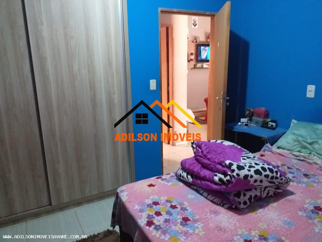 Casa à venda com 3 quartos, 200m² - Foto 3