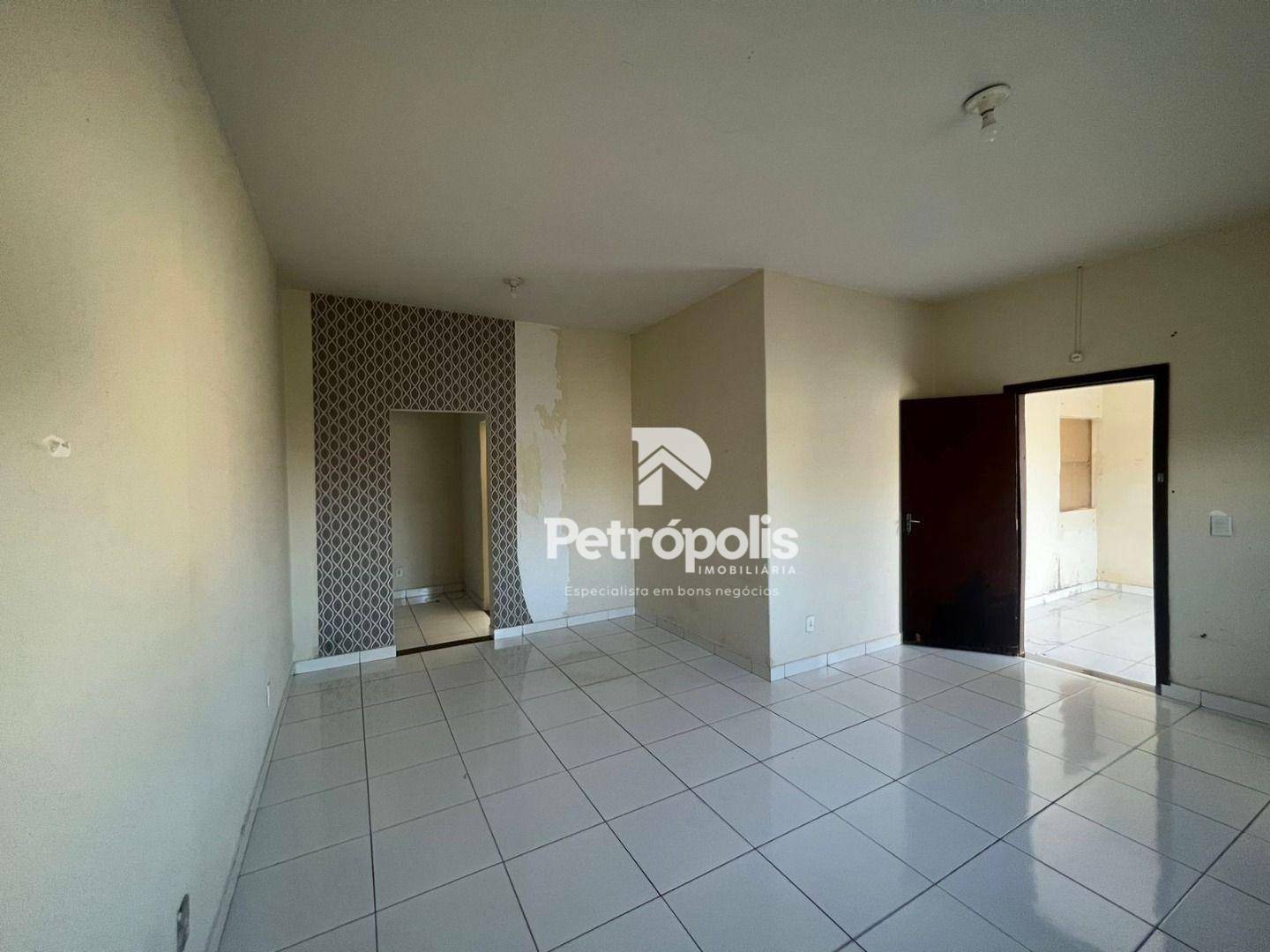 Casa à venda com 3 quartos, 160m² - Foto 3