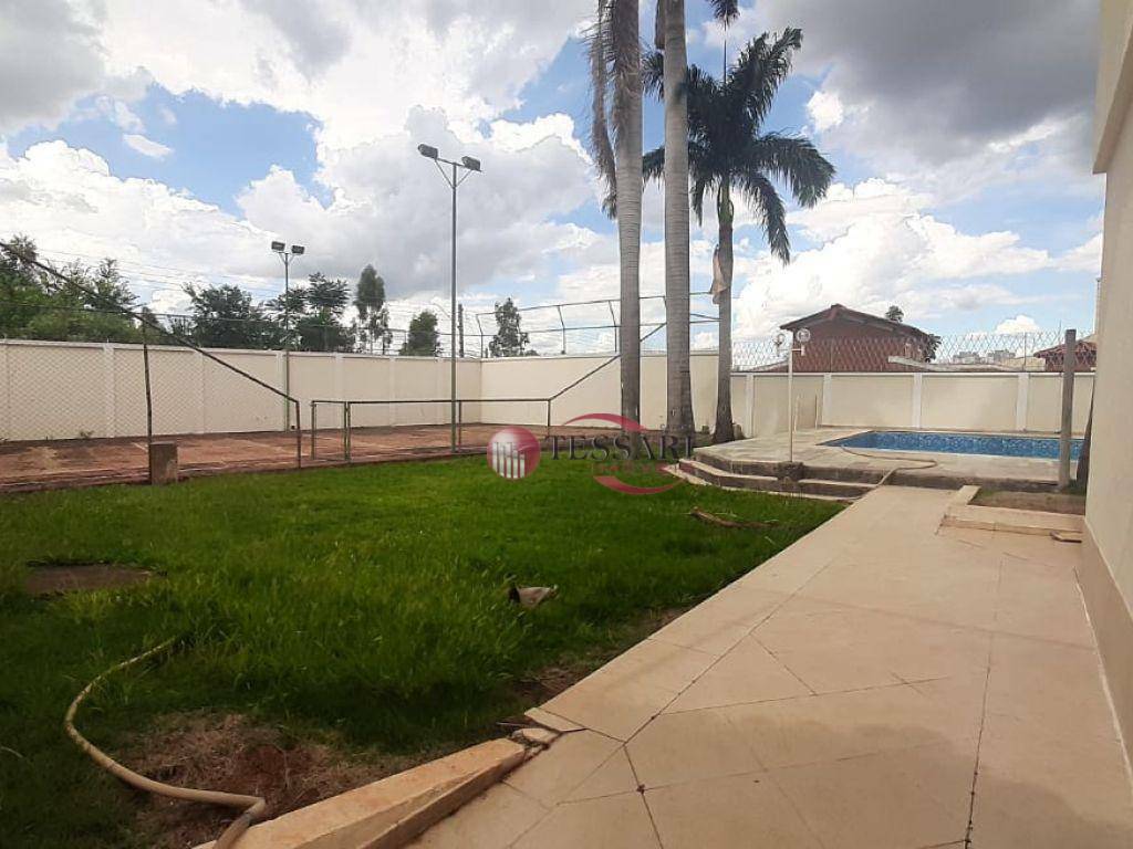 Casa à venda e aluguel com 4 quartos, 750m² - Foto 20