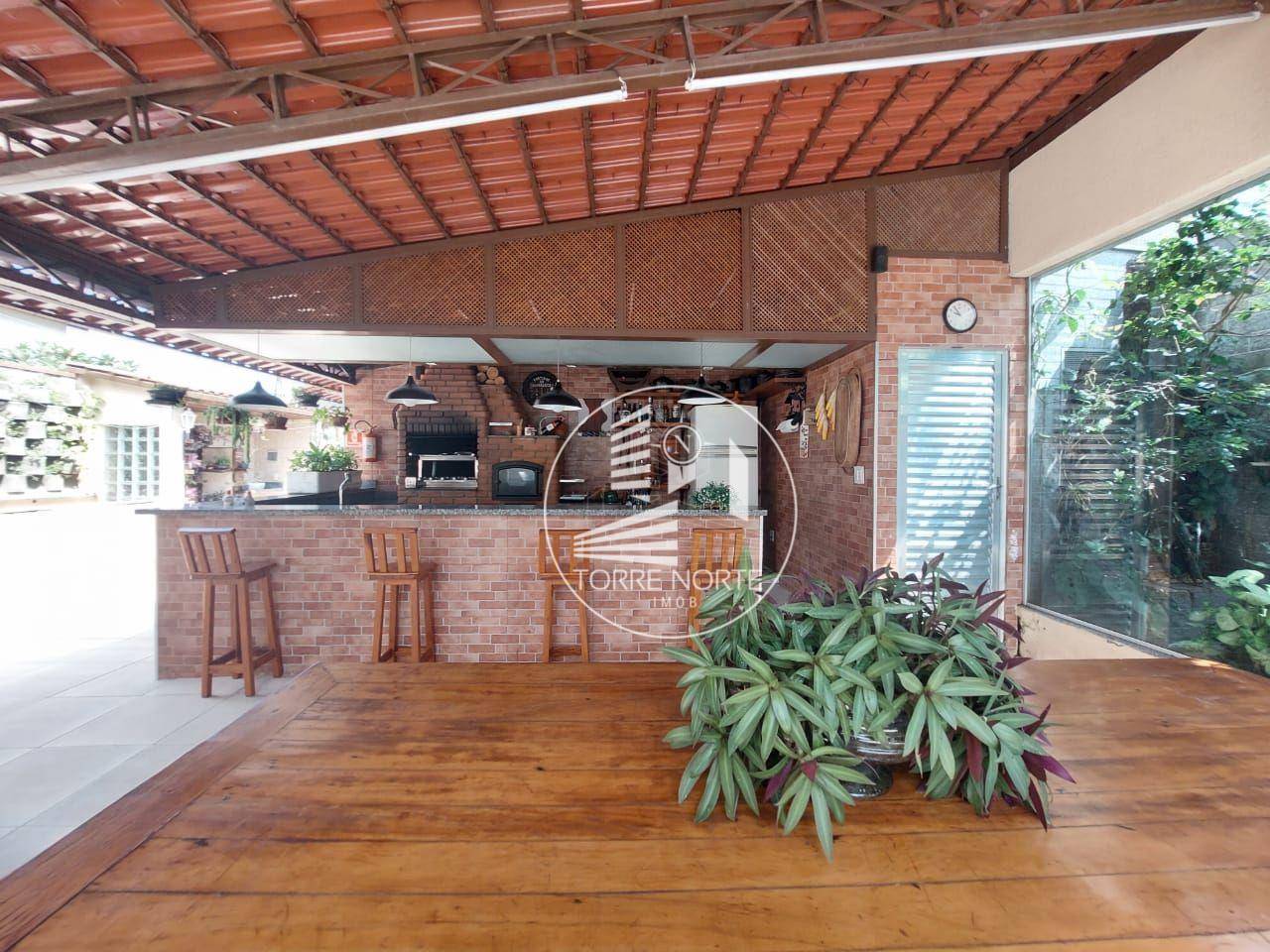 Casa à venda com 4 quartos, 170m² - Foto 20