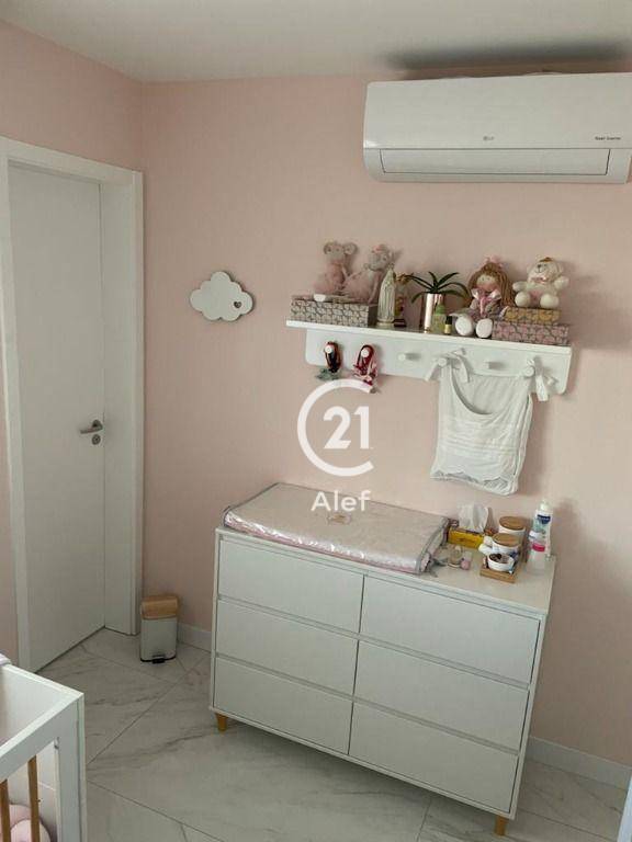 Apartamento à venda com 3 quartos, 140m² - Foto 27