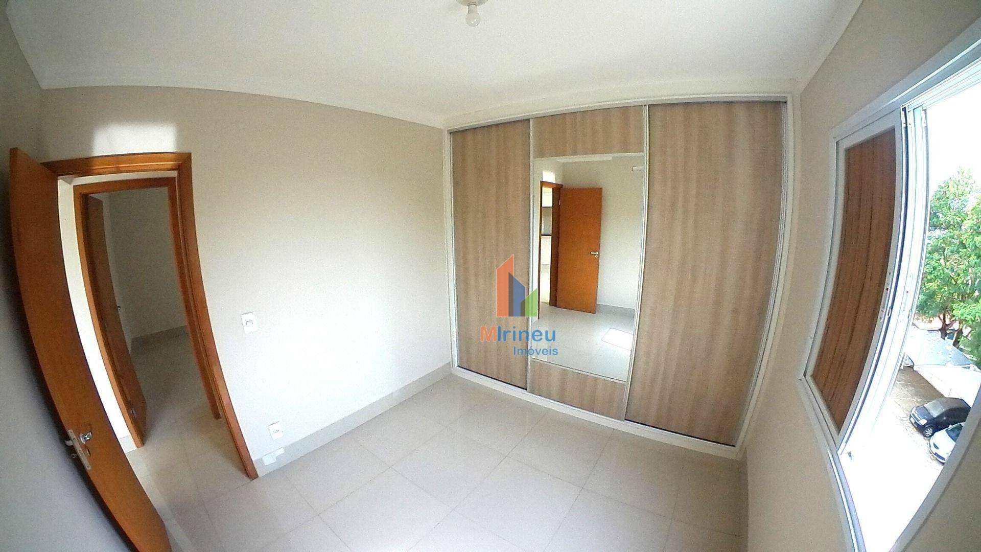 Apartamento para alugar com 2 quartos, 65m² - Foto 14