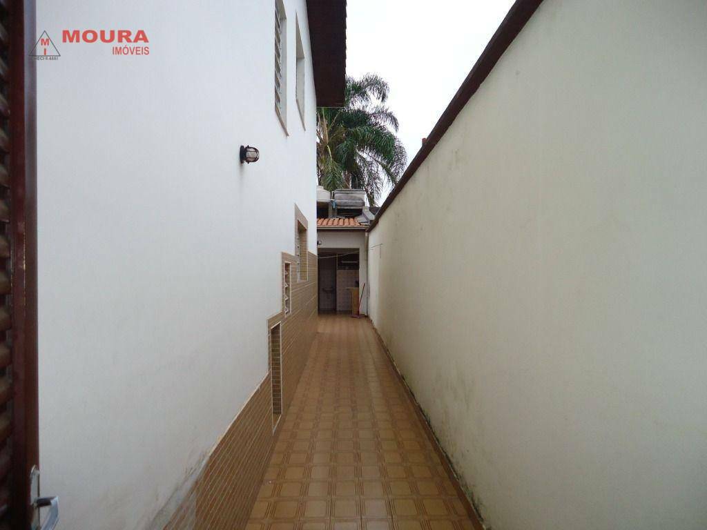 Sobrado à venda com 3 quartos, 156m² - Foto 3